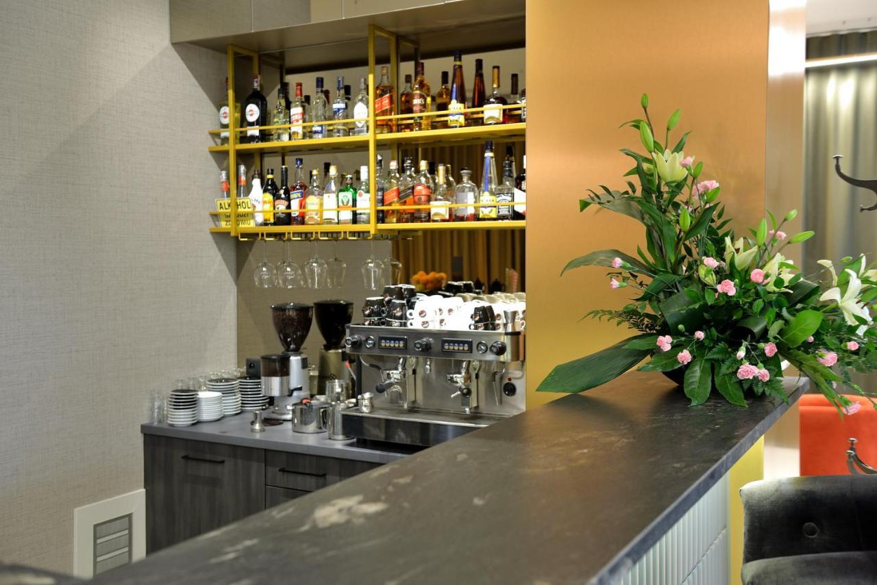 Quest Hotel - Dawniej Hotel Planeta บิเชสโก ภายนอก รูปภาพ