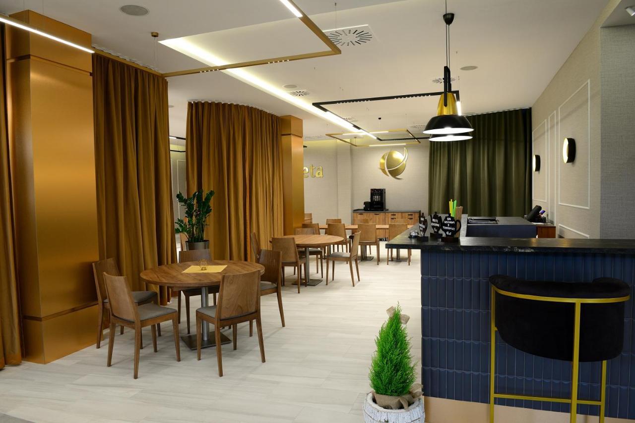 Quest Hotel - Dawniej Hotel Planeta บิเชสโก ภายนอก รูปภาพ