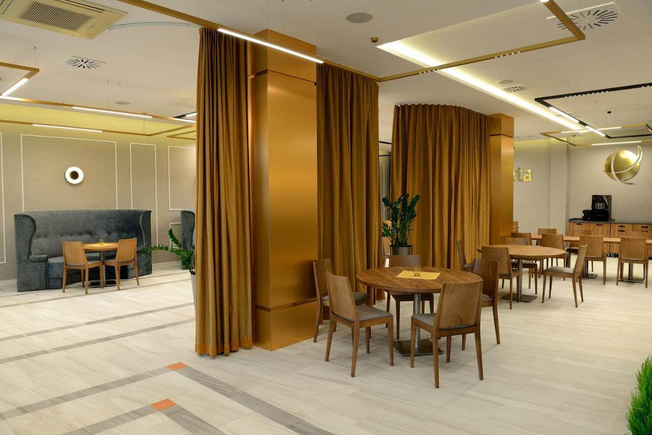 Quest Hotel - Dawniej Hotel Planeta บิเชสโก ภายนอก รูปภาพ
